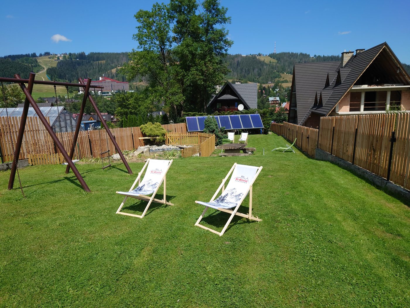 Sun loungers in the garden of Willa Na Wierchu